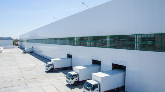 Bâtiment de stockage